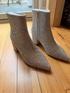 NWB Crystal Embellished Ankle Boots - size 9.5